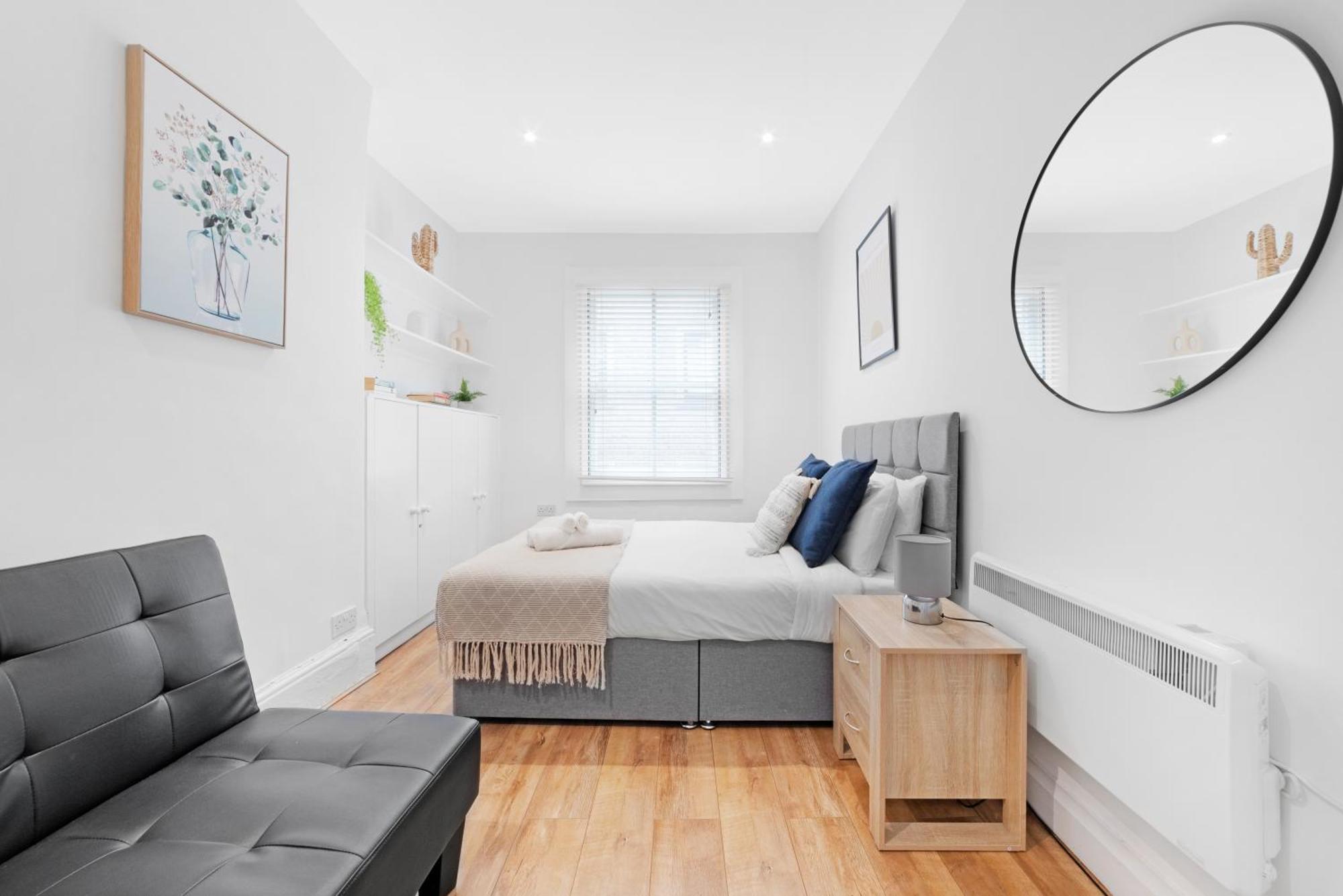 2 Bed Piccadilly Apartment 1 Londra Esterno foto