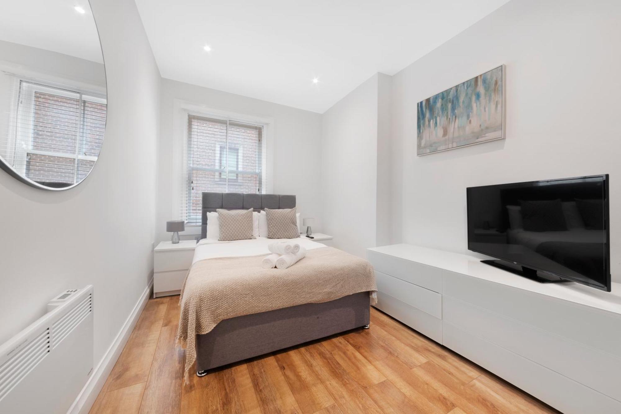 2 Bed Piccadilly Apartment 1 Londra Esterno foto